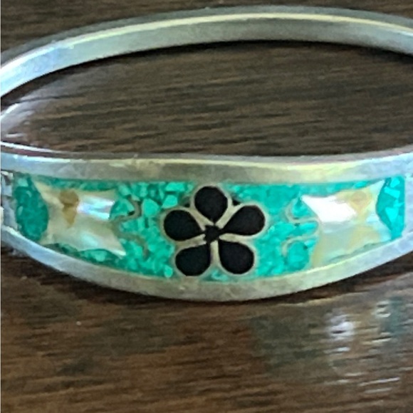 Mexican Alpaca Hinged Bracelet (small wrist) - Picture 3 of 10